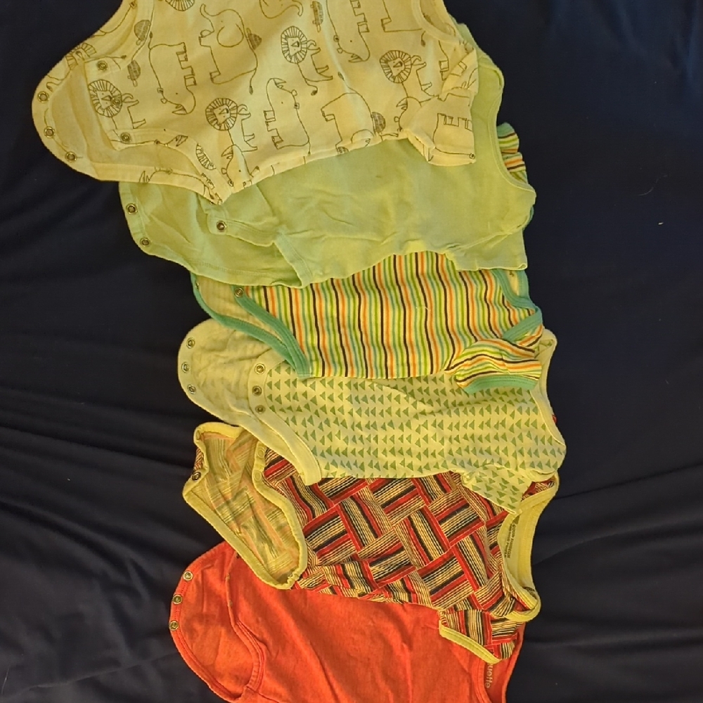 Bundle Of Six 3-6 Month Short Sleeve Body Suits